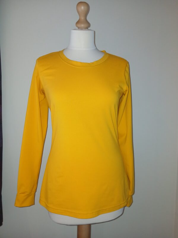 Longsleeve voor dames maat 32 tot 54, getailleerd model.