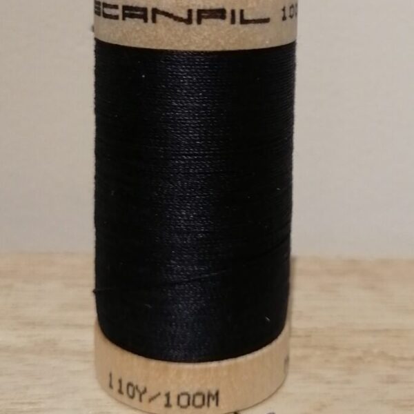 Bio Organic Scanfil katoengaren 100m, kleur navy blauw.