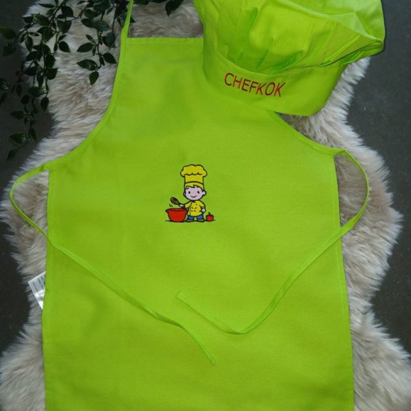 Keukenset voor kinderen : short met koksmuts kleine kok.